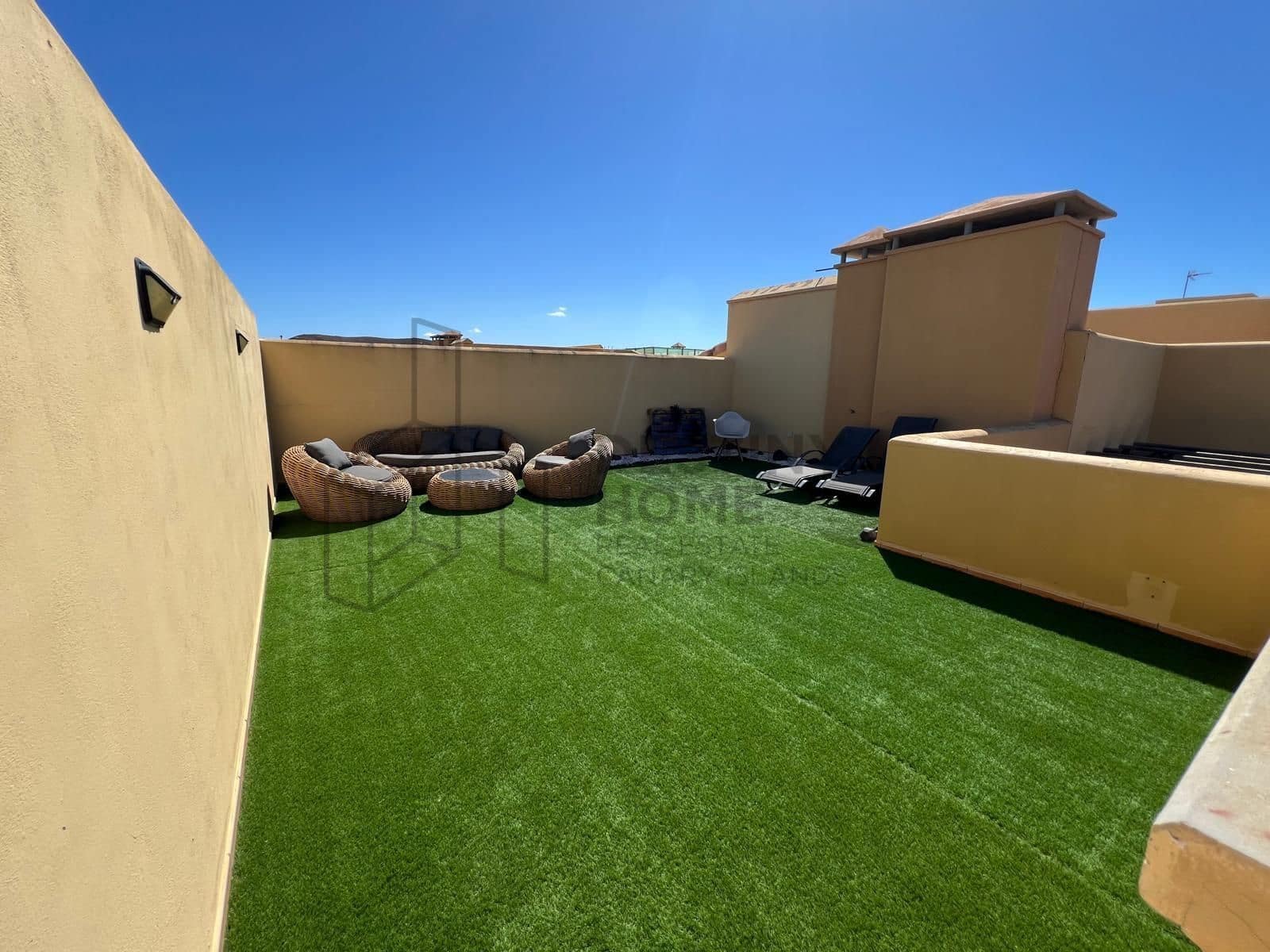 2 soveværelse Lejlighed til salg i Corralejo med swimmingpool garage - € 250.000 (Ref: 8921046)