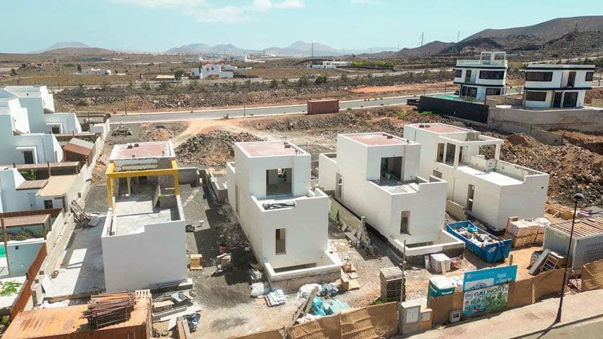 3 soverom Villa til salgs i Corralejo med svømmebasseng - € 520 000 (Ref: 8938463)