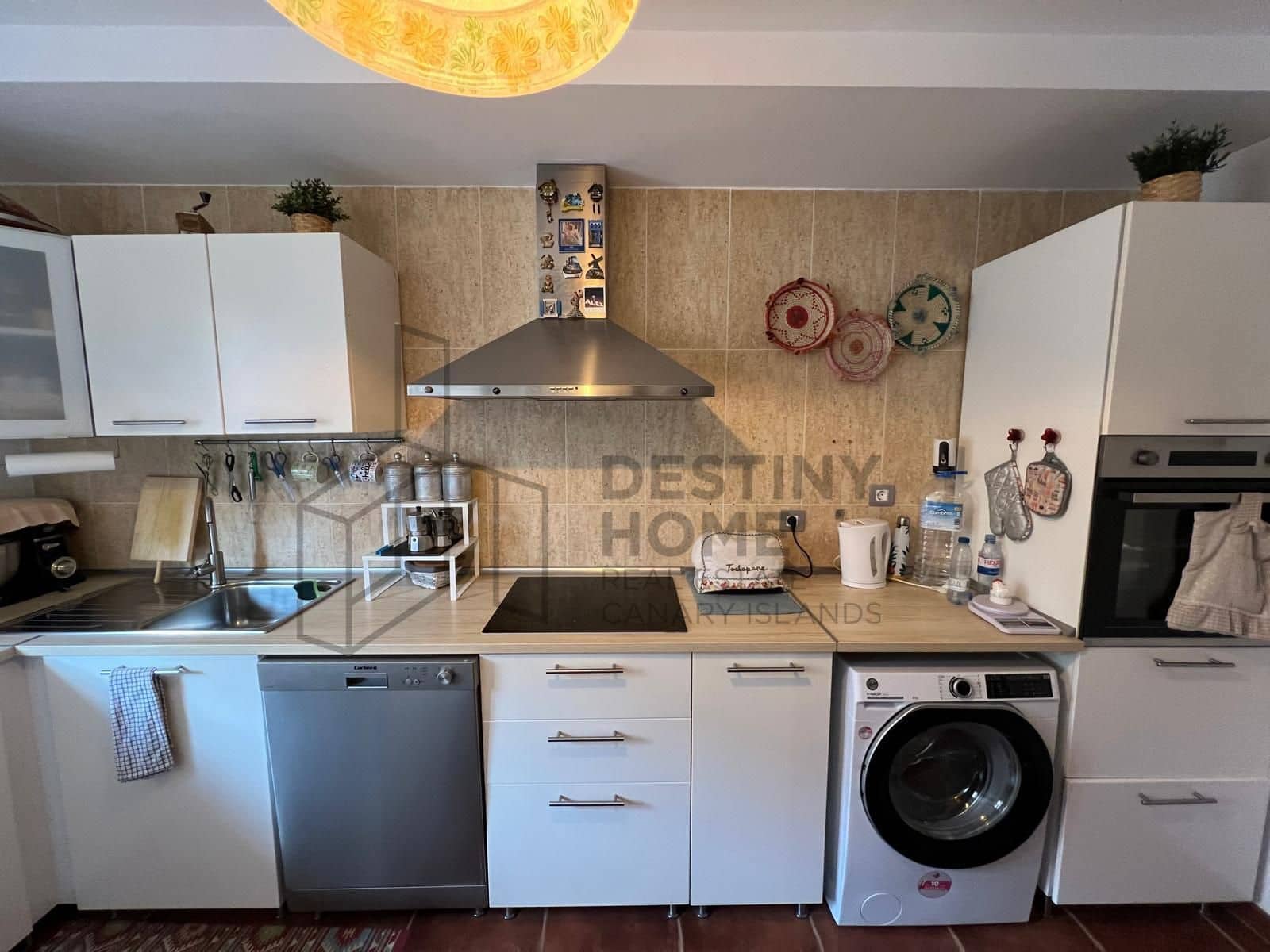 3 soveværelse Semi-Rækkehus til salg i Corralejo med swimmingpool garage - € 320.000 (Ref: 8945941)