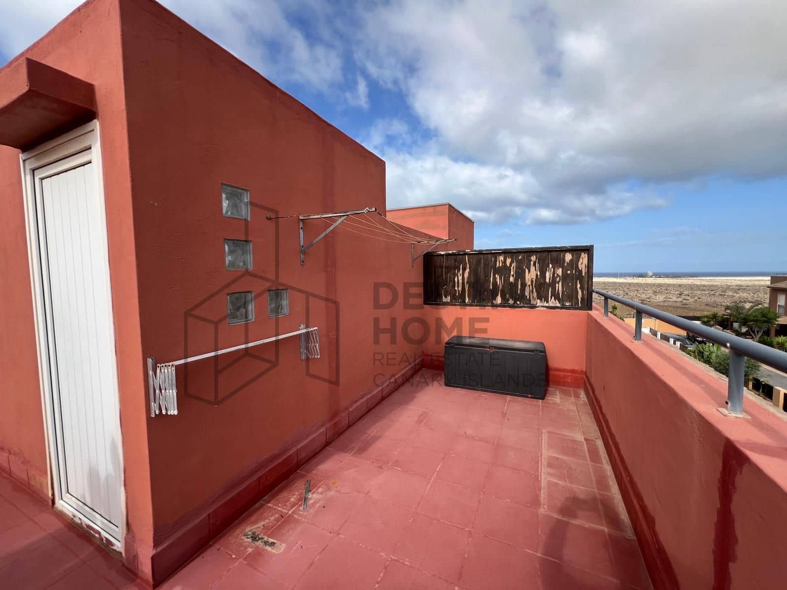 3 soveværelse Semi-Rækkehus til salg i Corralejo med swimmingpool garage - € 320.000 (Ref: 8945941)
