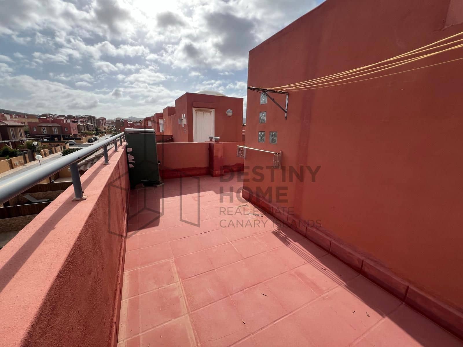 3 soveværelse Semi-Rækkehus til salg i Corralejo med swimmingpool garage - € 320.000 (Ref: 8945941)