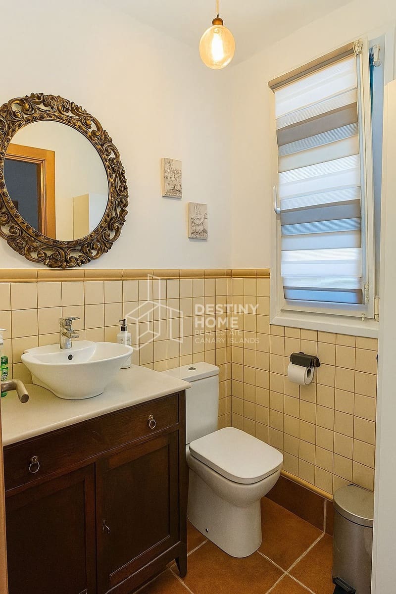 3 soveværelse Semi-Rækkehus til salg i Corralejo med swimmingpool garage - € 320.000 (Ref: 8945941)