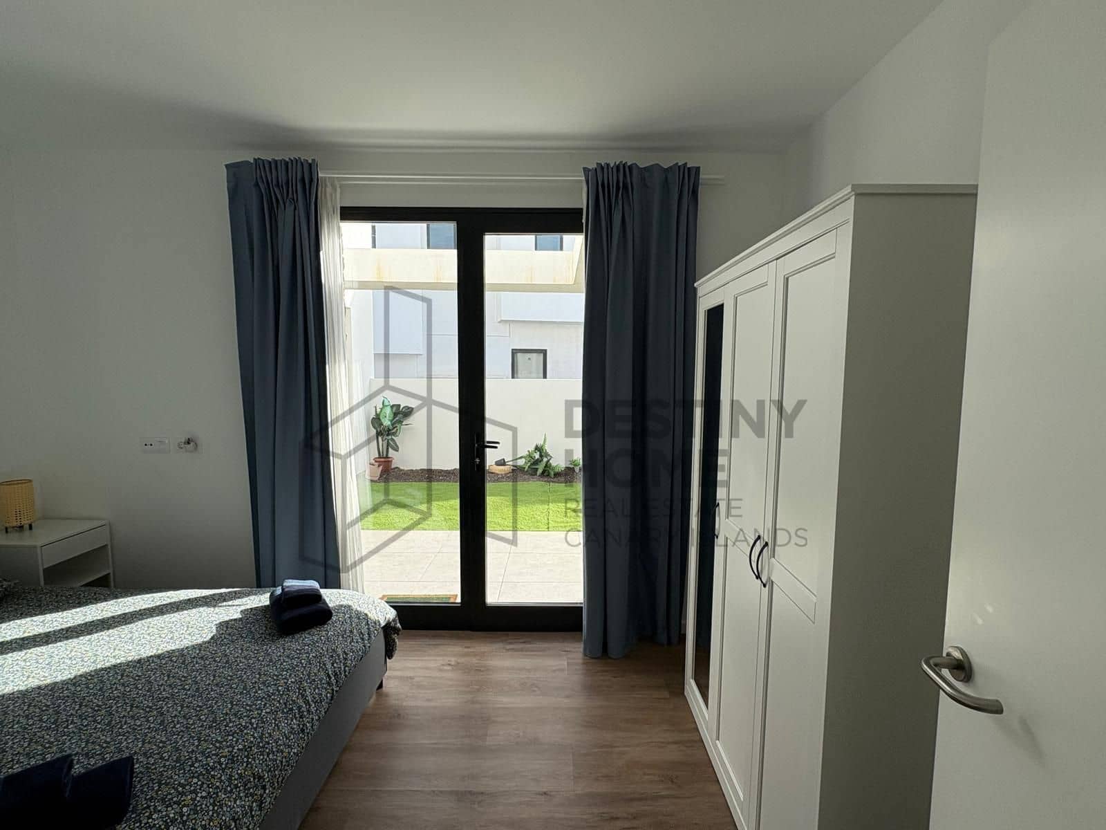 2 bedroom Villa for sale in Corralejo - € 280,000 (Ref: 8956899)