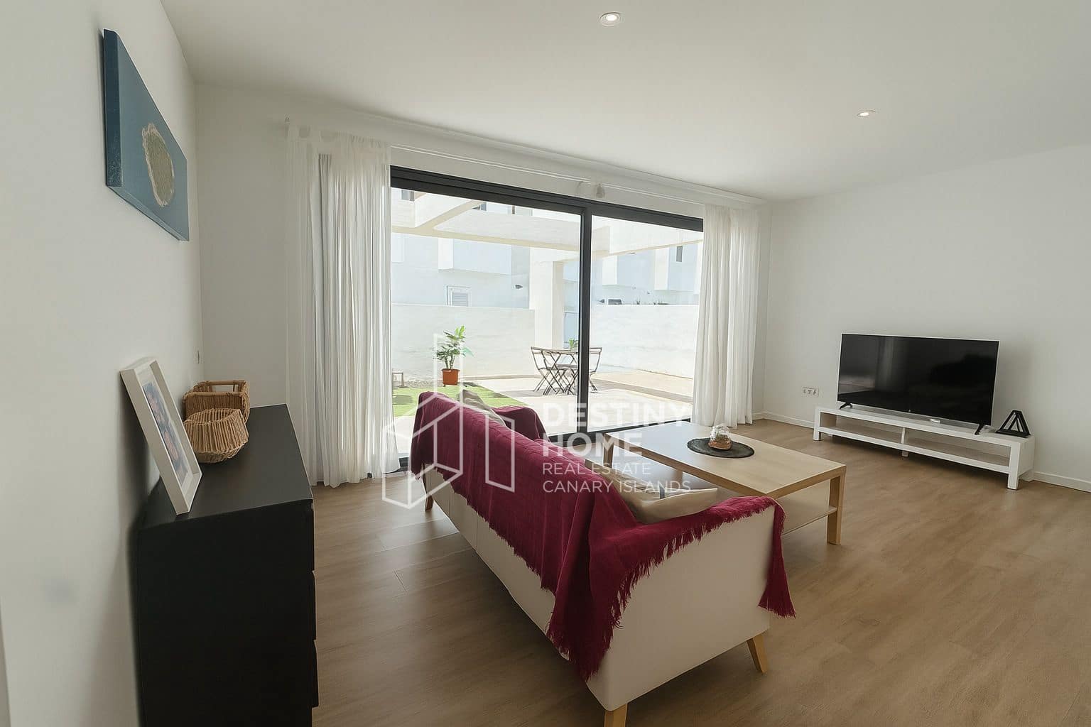 2 bedroom Villa for sale in Corralejo - € 280,000 (Ref: 8956899)