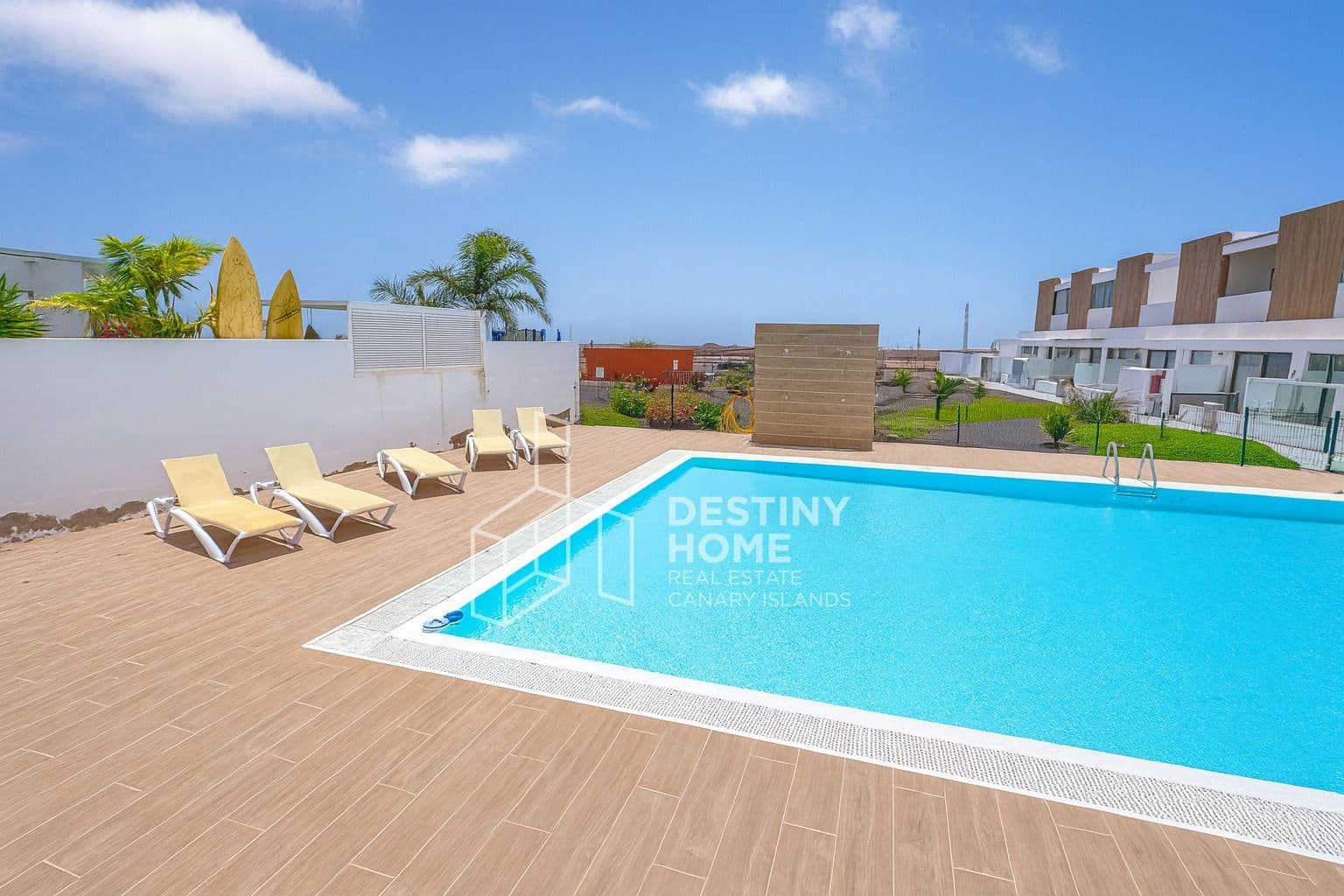 2 bedroom Villa for sale in Corralejo - € 280,000 (Ref: 8956899)