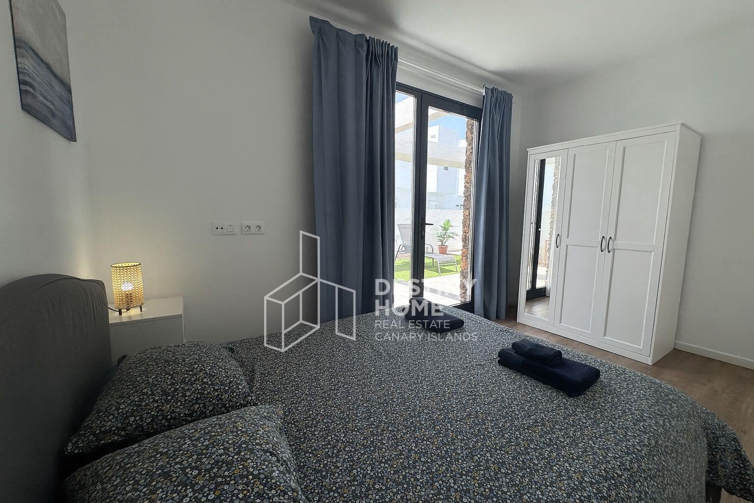 2 bedroom Villa for sale in Corralejo - € 280,000 (Ref: 8956899)