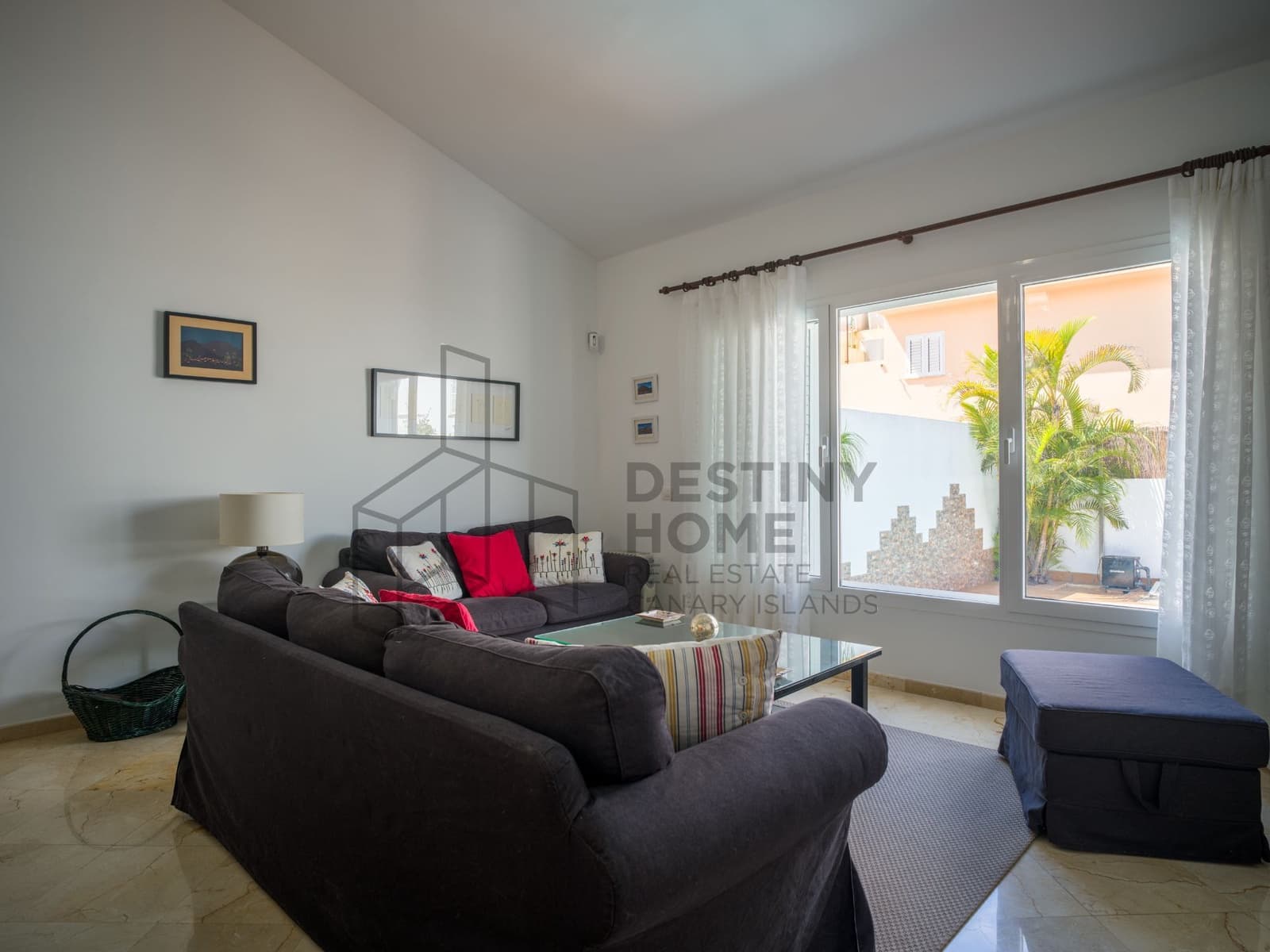 3 sypialnia Willa na sprzedaż w Corralejo z basenem - 695 000 € (Ref: 8961092)