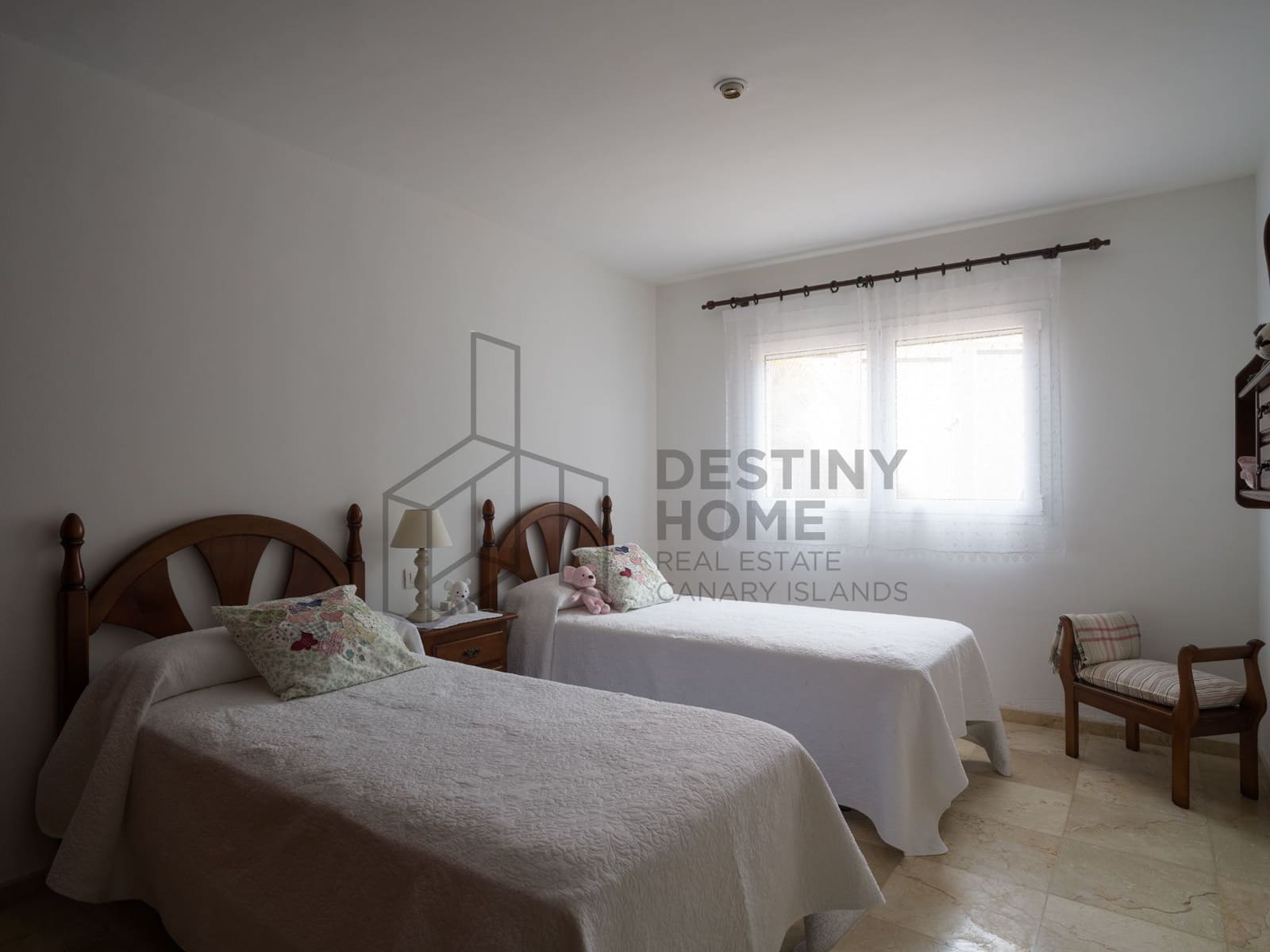 3 sypialnia Willa na sprzedaż w Corralejo z basenem - 695 000 € (Ref: 8961092)