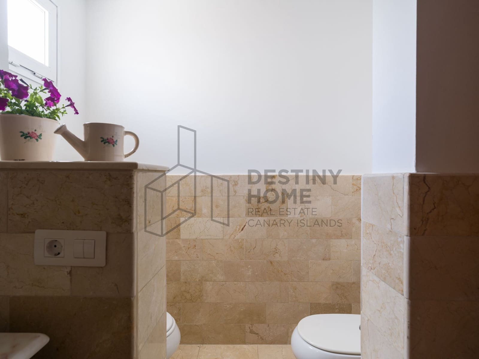 3 sypialnia Willa na sprzedaż w Corralejo z basenem - 695 000 € (Ref: 8961092)