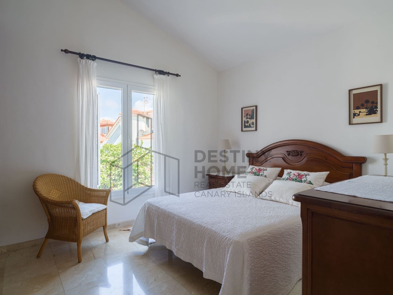 3 sypialnia Willa na sprzedaż w Corralejo z basenem - 695 000 € (Ref: 8961092)