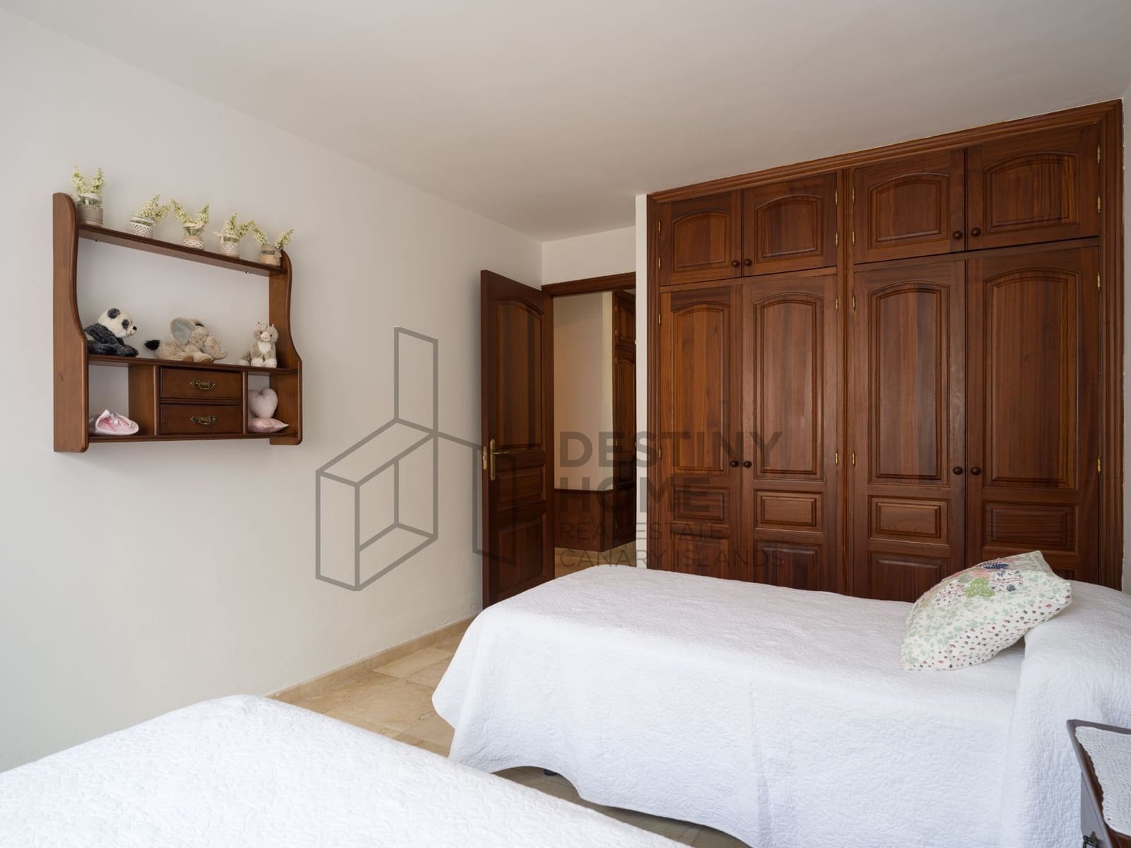 3 sypialnia Willa na sprzedaż w Corralejo z basenem - 695 000 € (Ref: 8961092)