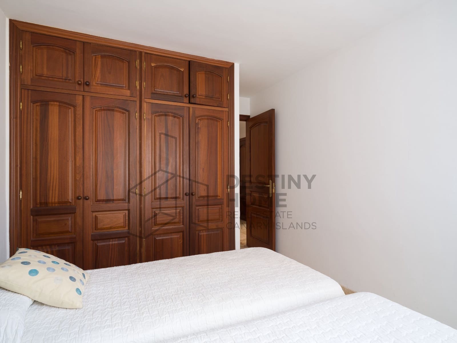 3 sypialnia Willa na sprzedaż w Corralejo z basenem - 695 000 € (Ref: 8961092)