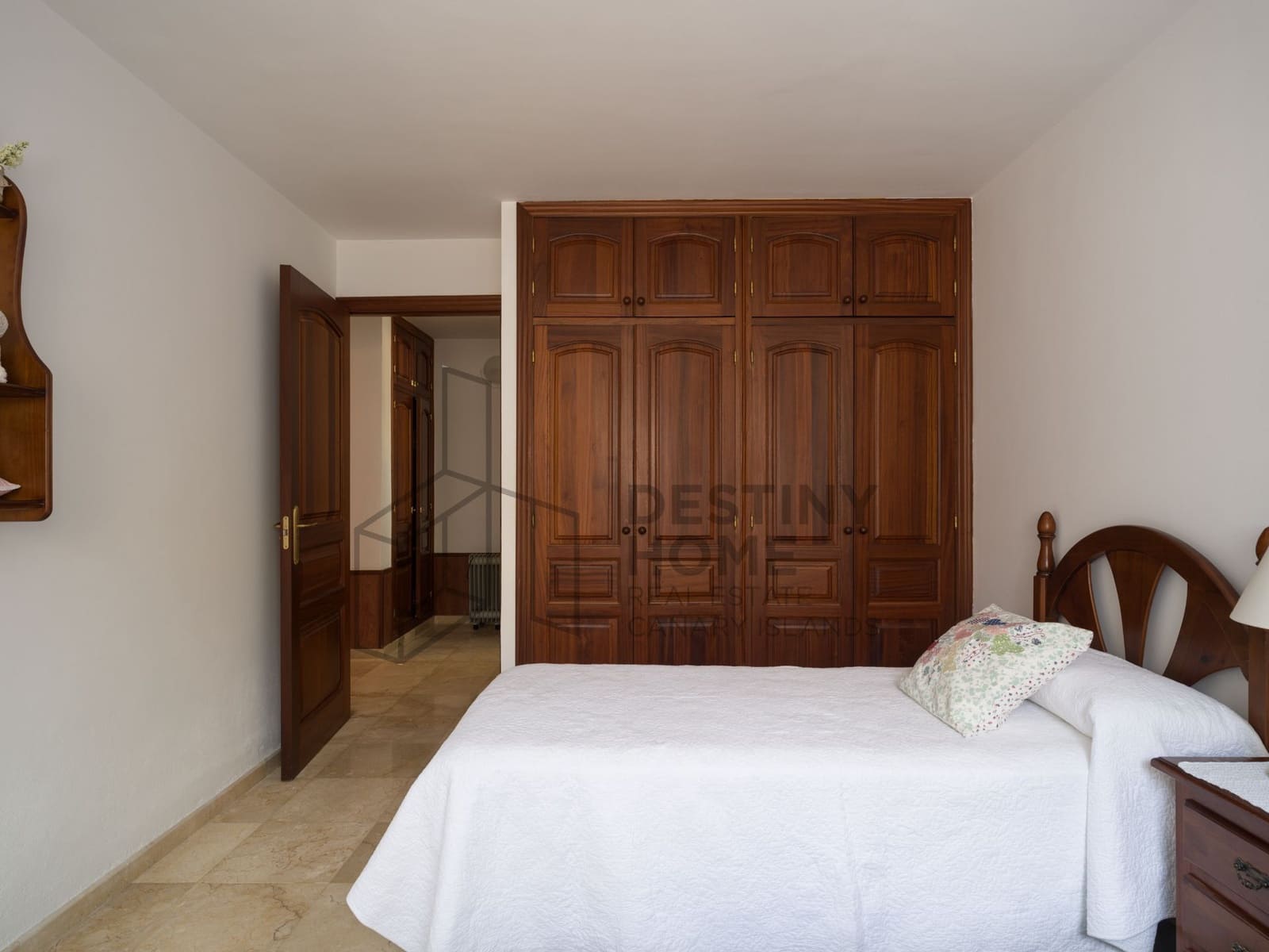 3 sypialnia Willa na sprzedaż w Corralejo z basenem - 695 000 € (Ref: 8961092)