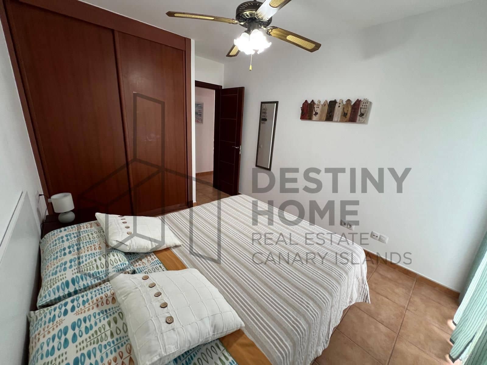 Apartamento de 2 habitaciones en Corralejo en venta con piscina garaje - 249.000 € (Ref: 8985517)