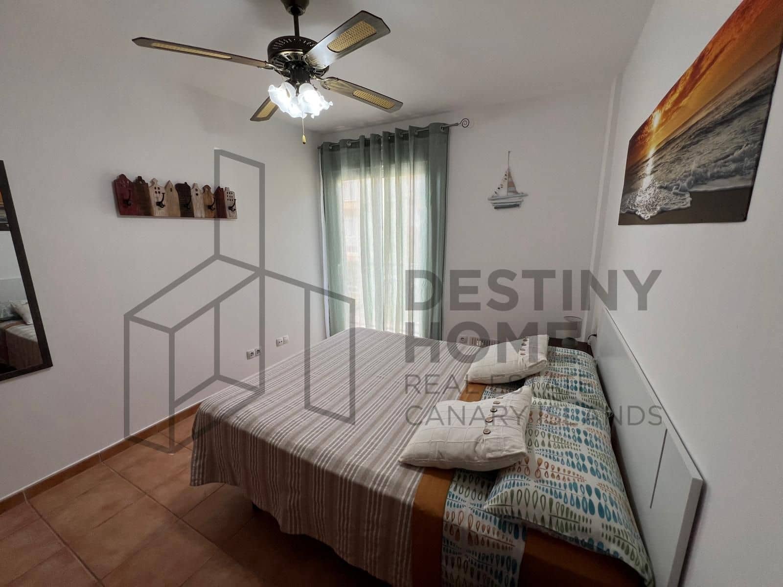 Apartamento de 2 habitaciones en Corralejo en venta con piscina garaje - 249.000 € (Ref: 8985517)