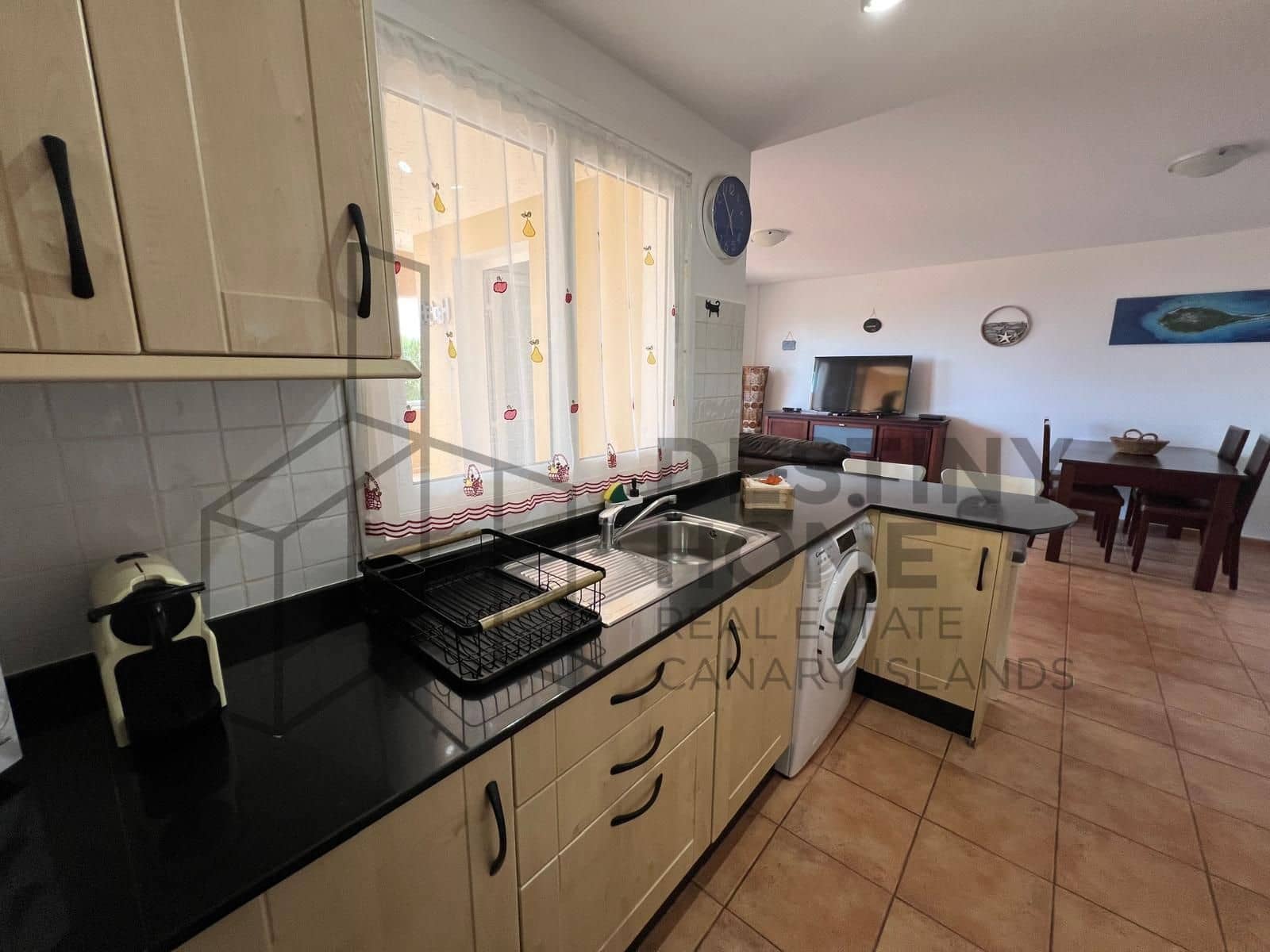 Apartamento de 2 habitaciones en Corralejo en venta con piscina garaje - 249.000 € (Ref: 8985517)