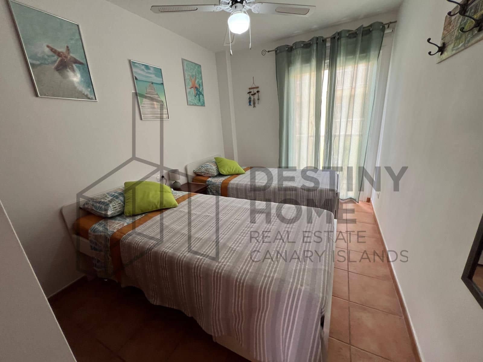 Apartamento de 2 habitaciones en Corralejo en venta con piscina garaje - 249.000 € (Ref: 8985517)