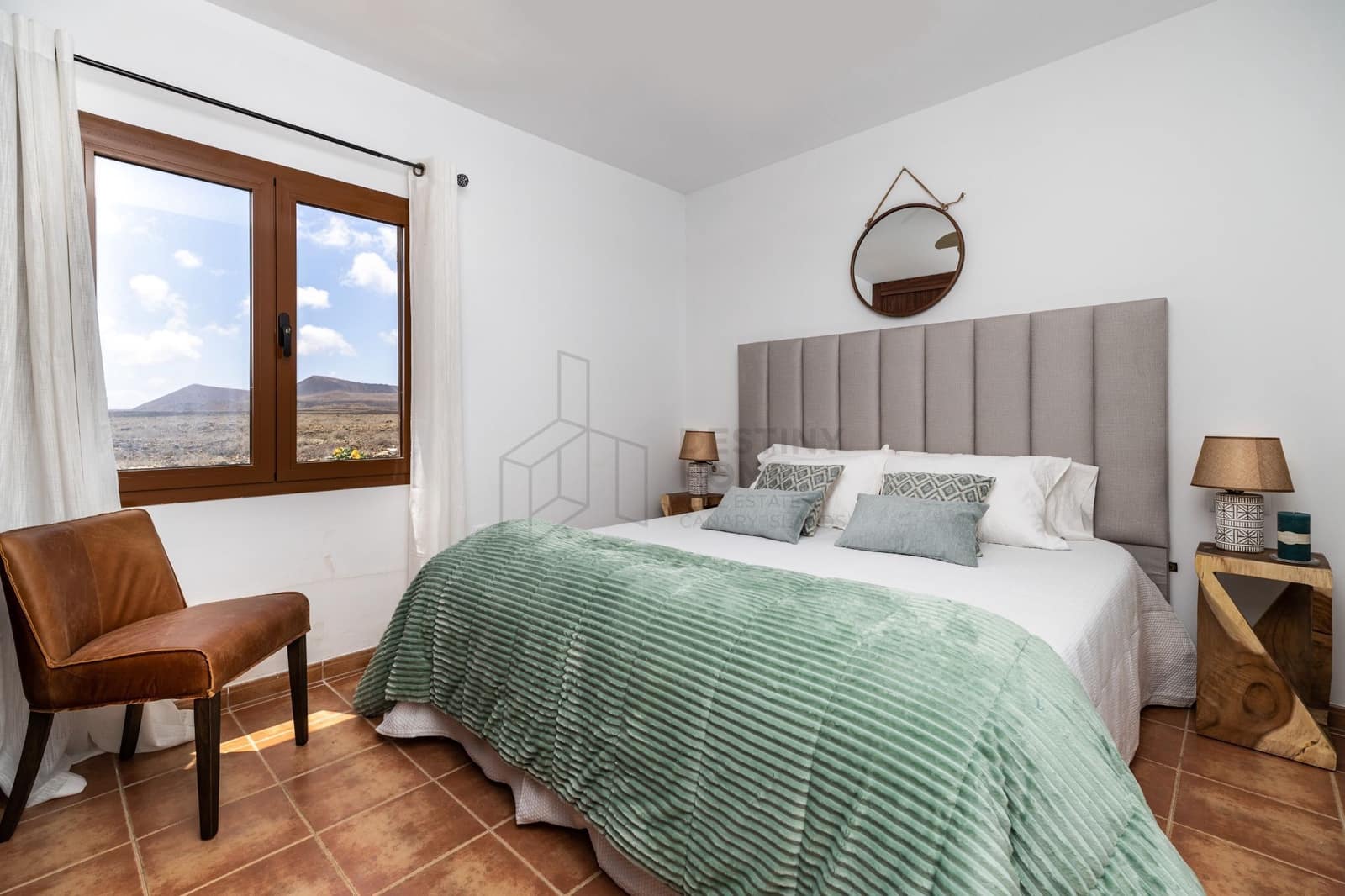 3 sypialnia Willa na sprzedaż w Corralejo z basenem garażem - 415 000 € (Ref: 9000965)