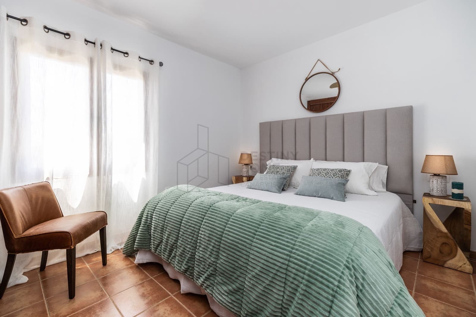 3 sypialnia Willa na sprzedaż w Corralejo z basenem garażem - 415 000 € (Ref: 9000965)