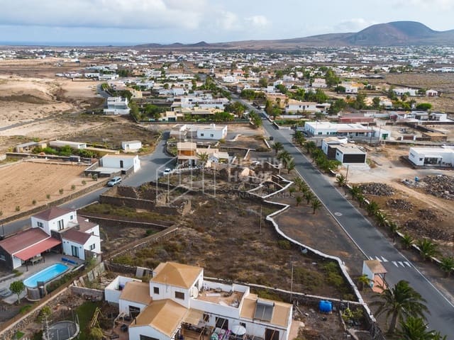 Undeveloped Land for sale in Lajares, La Oliva - € 249,000 (Ref: 9007367)