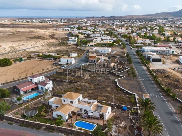 Undeveloped Land for sale in Lajares, La Oliva - € 249,000 (Ref: 9007367)