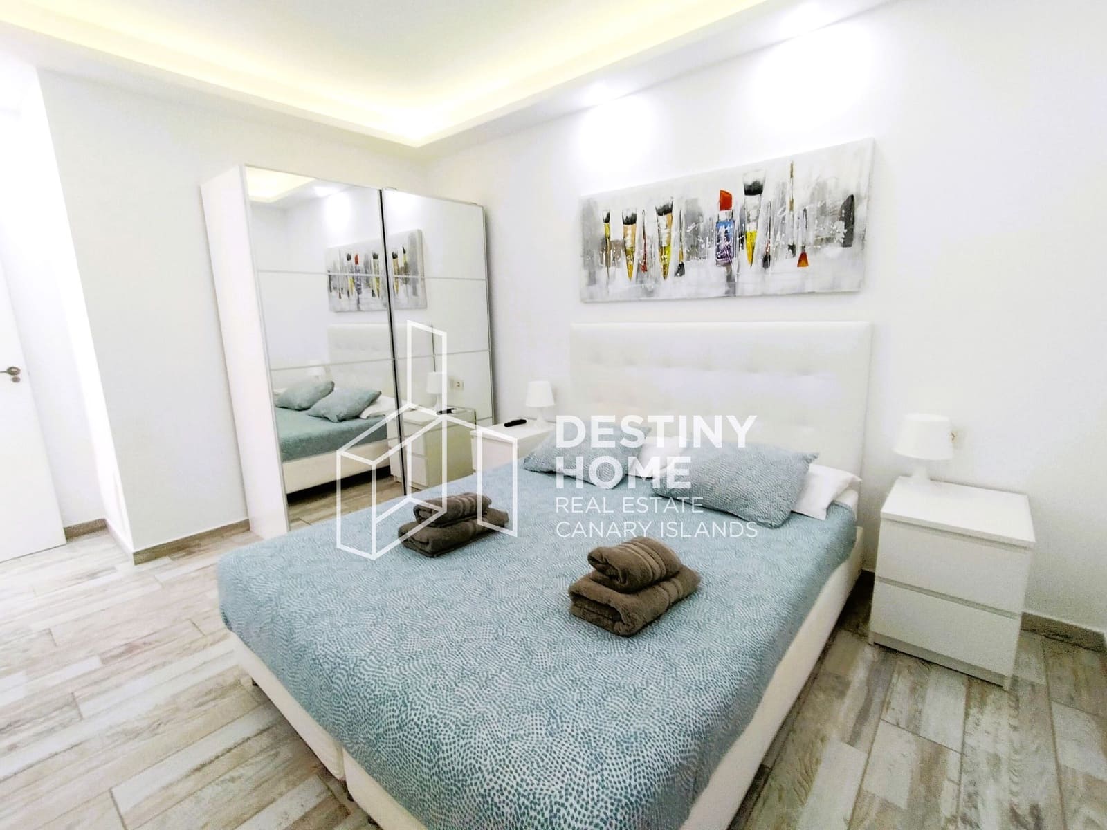 5 soveværelse Villa til salg i Caleta de Fuste med swimmingpool garage - € 655.000 (Ref: 9007369)