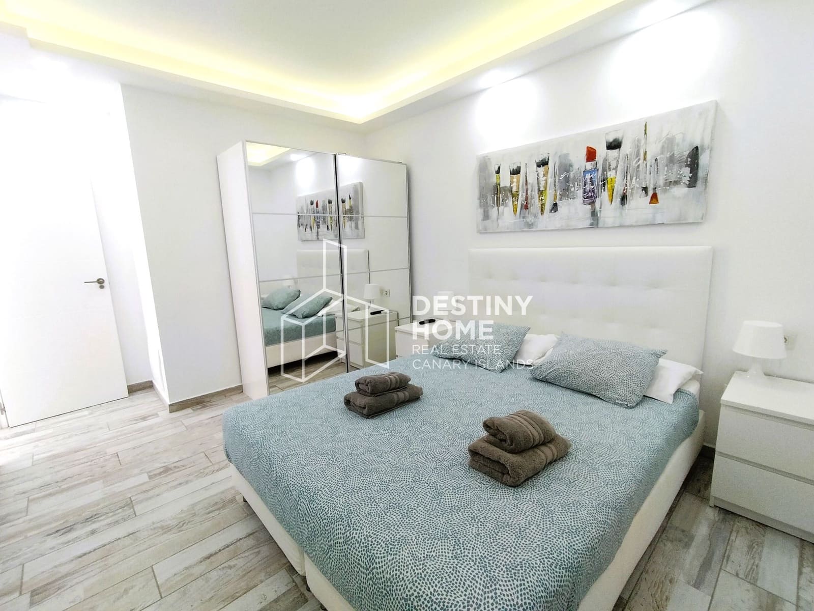 5 soveværelse Villa til salg i Caleta de Fuste med swimmingpool garage - € 655.000 (Ref: 9007369)