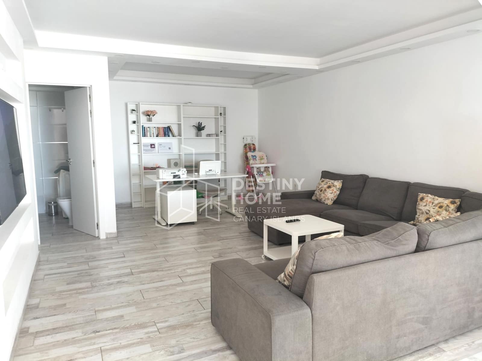 5 soveværelse Villa til salg i Caleta de Fuste med swimmingpool garage - € 655.000 (Ref: 9007369)