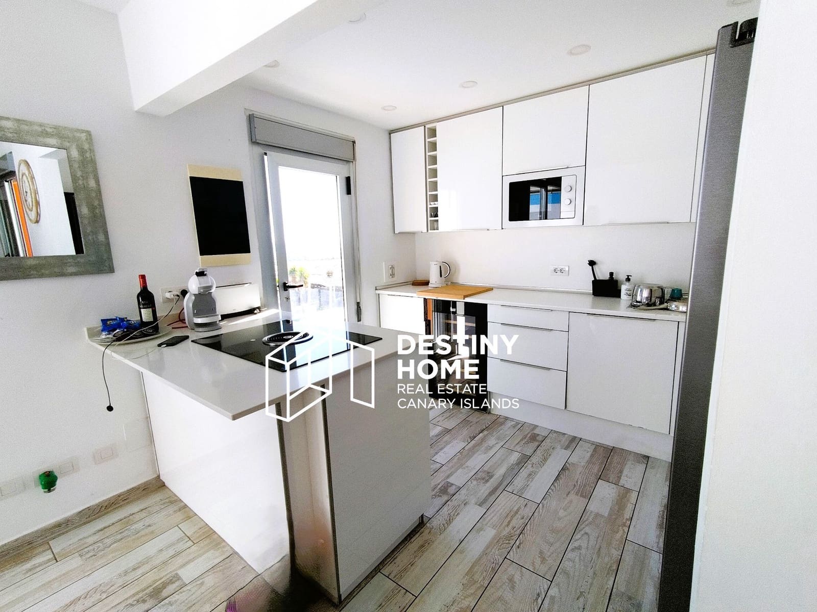 5 soveværelse Villa til salg i Caleta de Fuste med swimmingpool garage - € 655.000 (Ref: 9007369)