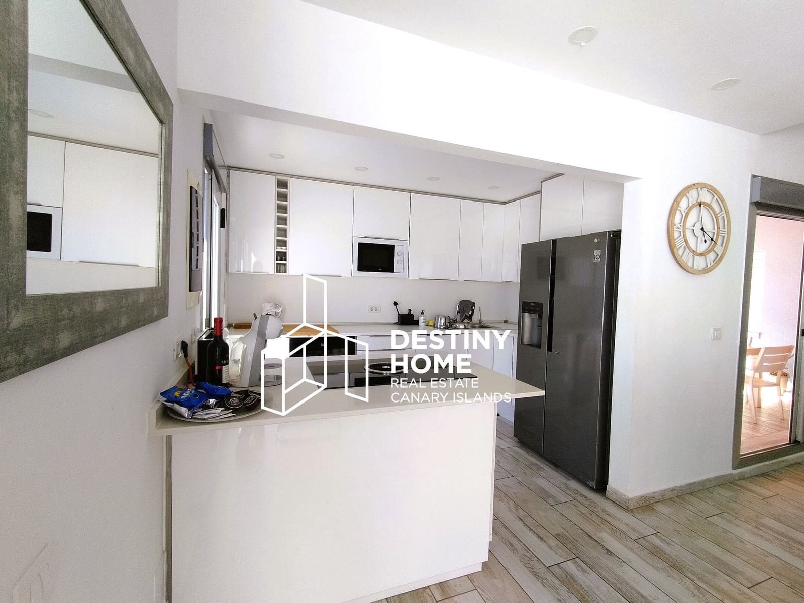 5 soveværelse Villa til salg i Caleta de Fuste med swimmingpool garage - € 655.000 (Ref: 9007369)