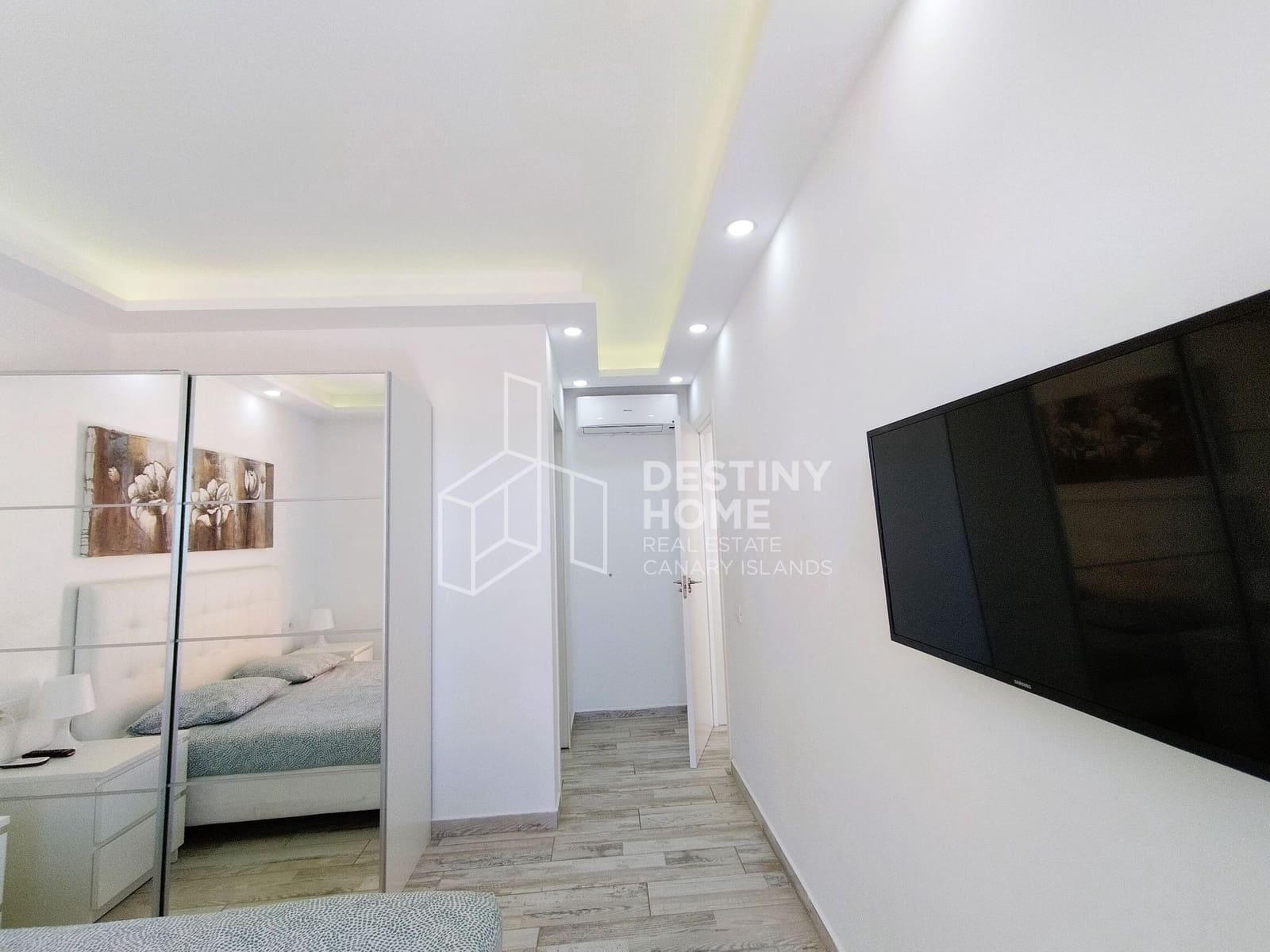 5 soveværelse Villa til salg i Caleta de Fuste med swimmingpool garage - € 655.000 (Ref: 9007369)