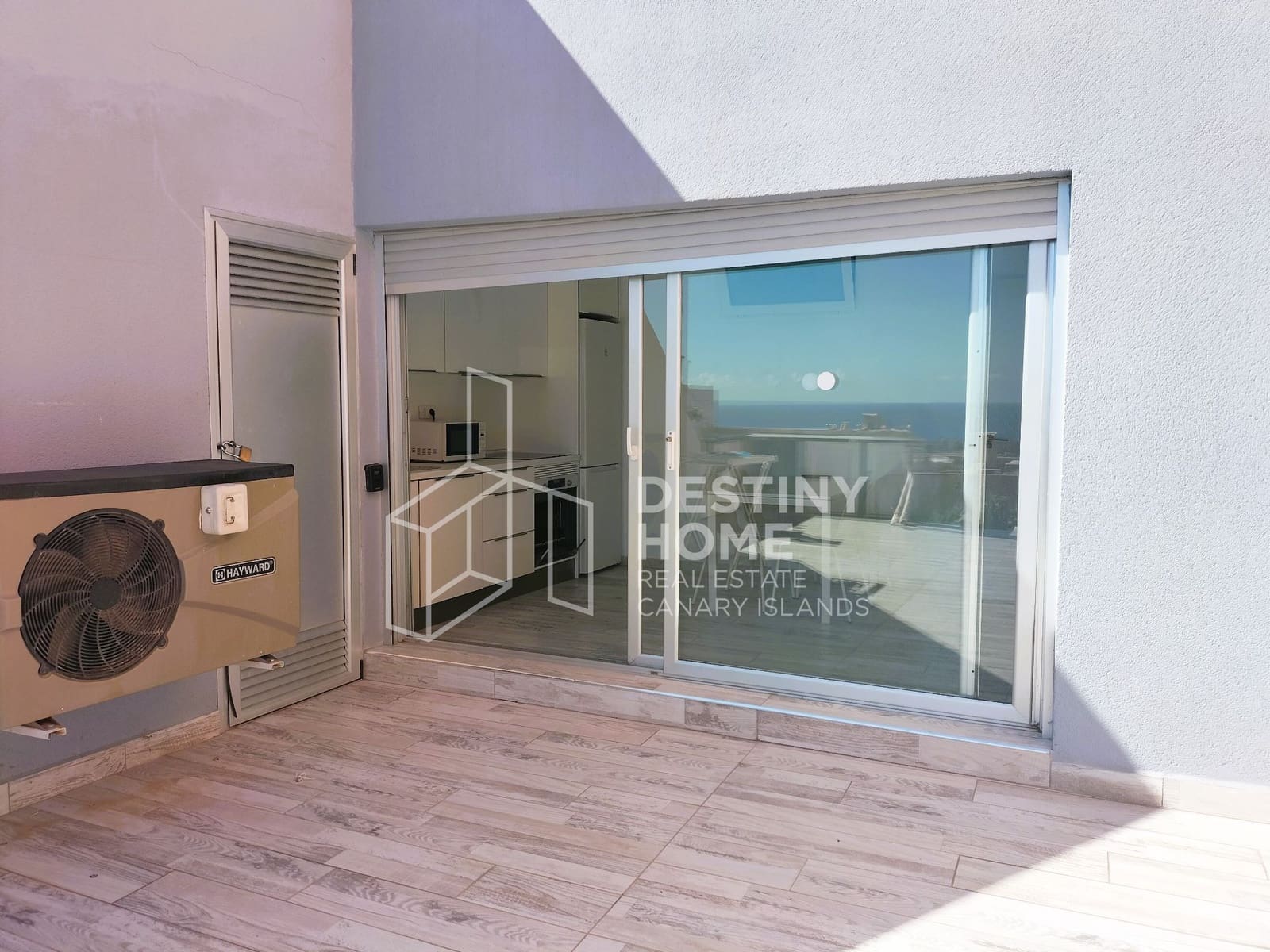 5 soveværelse Villa til salg i Caleta de Fuste med swimmingpool garage - € 655.000 (Ref: 9007369)