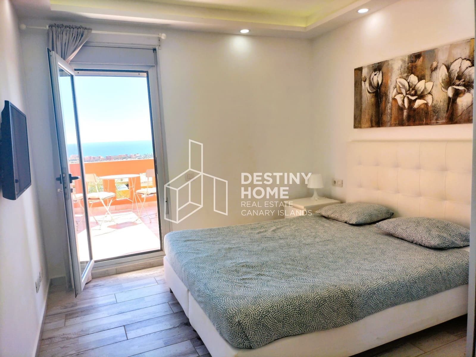 5 soveværelse Villa til salg i Caleta de Fuste med swimmingpool garage - € 655.000 (Ref: 9007369)