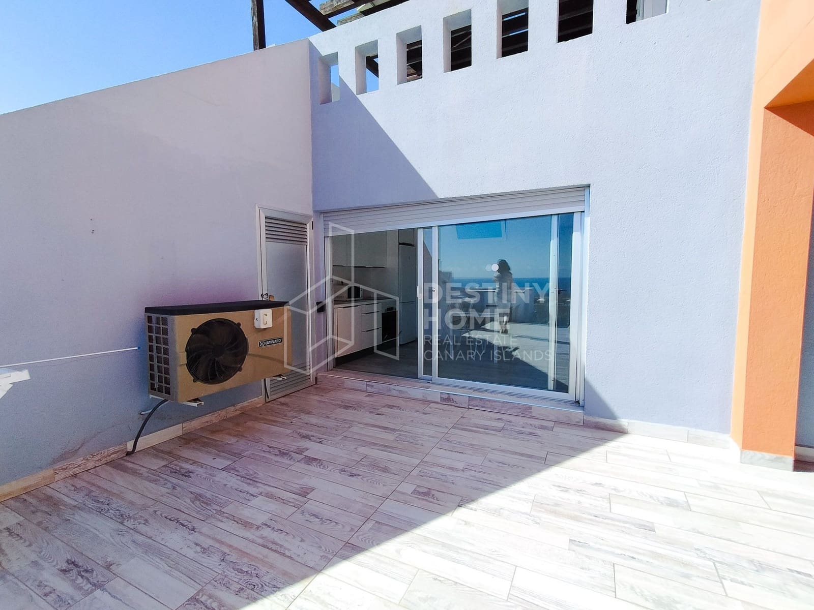 5 soverom Villa til salgs i Caleta de Fuste med svømmebasseng garasje - € 655 000 (Ref: 9007369)