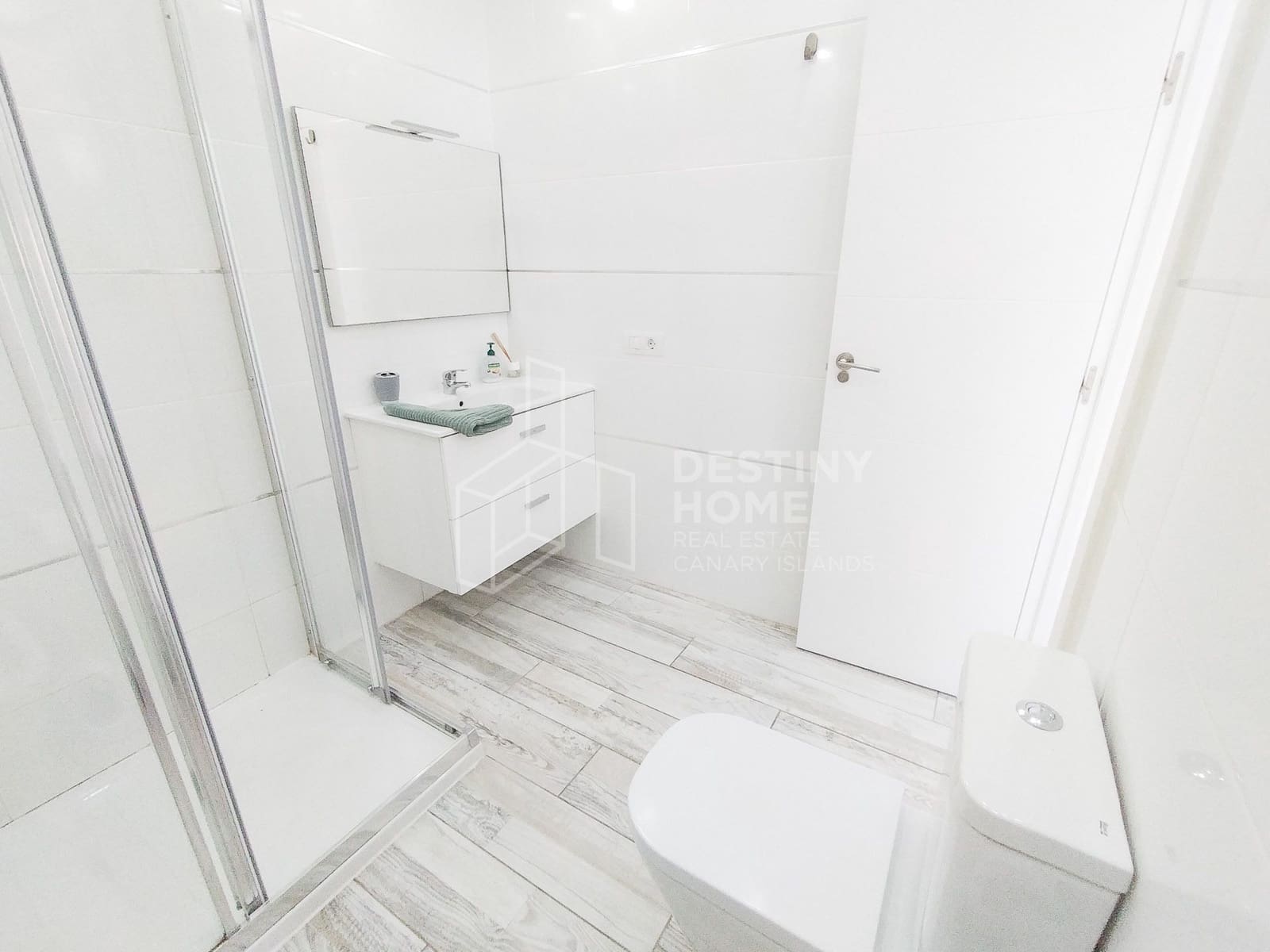 5 soverom Villa til salgs i Caleta de Fuste med svømmebasseng garasje - € 655 000 (Ref: 9007369)