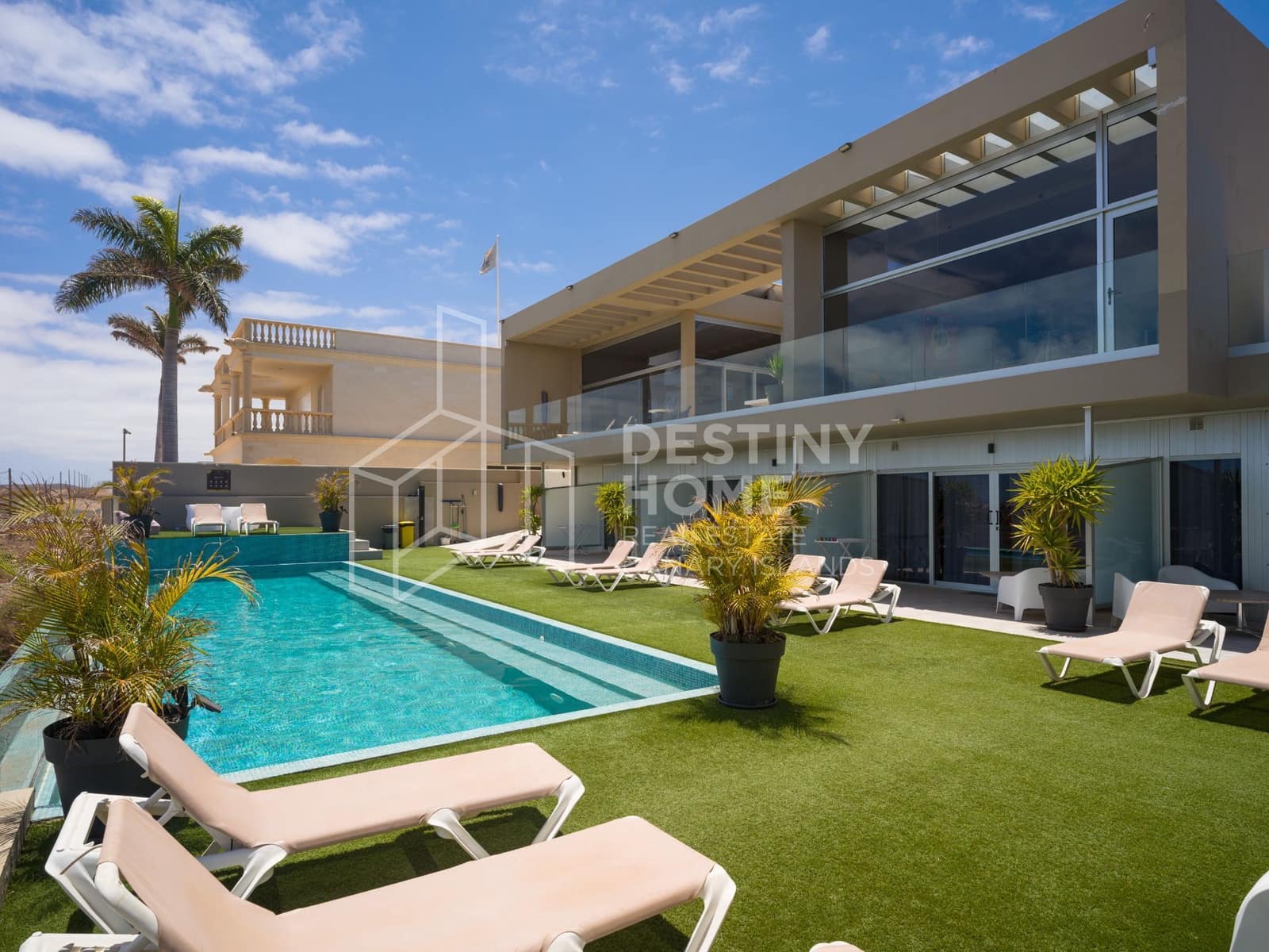 9 camera da letto Villa in vendita in Corralejo con piscina garage - 1.800.000 € (Rif: 9029442)