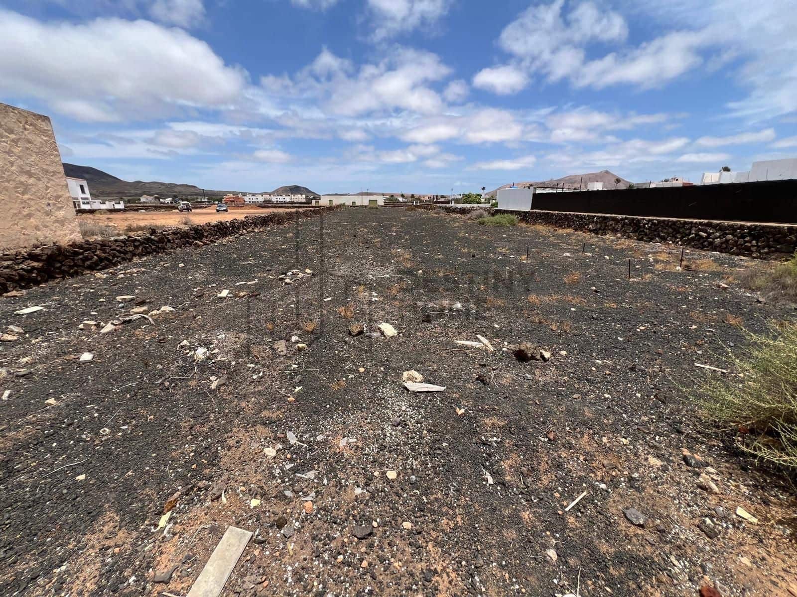 Byggegrund til salg i La Oliva - € 300.000 (Ref: 9036321)