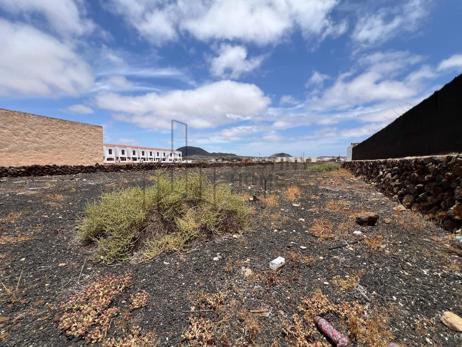 Byggegrund til salg i La Oliva - € 300.000 (Ref: 9036321)