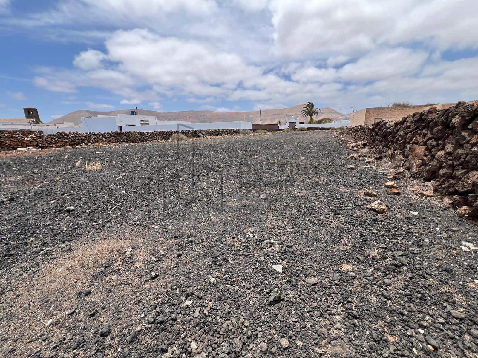 Byggegrund til salg i La Oliva - € 300.000 (Ref: 9036321)