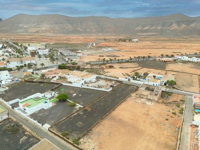 Byggegrund til salg i La Oliva - € 300.000 (Ref: 9036321)