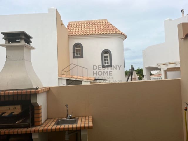 2 bedroom Townhouse for sale in Antigua - € 245,000 (Ref: 9059015)