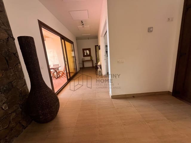 3 quarto Moradia para venda em Tarajalejo, Tuineje com piscina garagem - 830 000 € (Ref: 9074879)