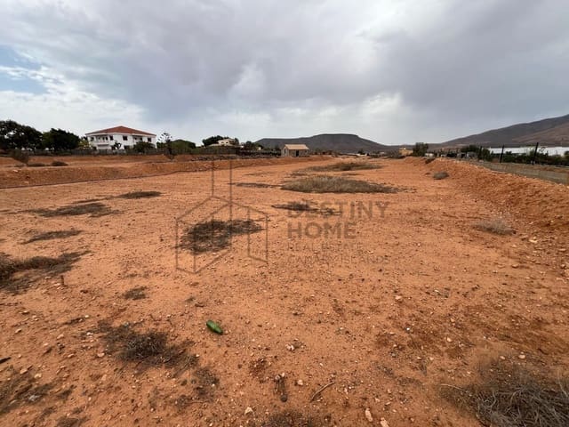Terre non Aménagée à vendre à Triquivijate, Antigua - 105 000 € (Ref: 9084966)