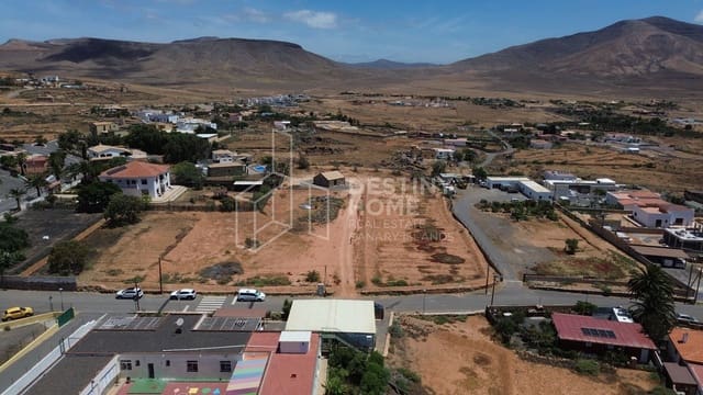 Landgrundstück zu verkaufen in Triquivijate, Antigua - 125.000 € (Ref: 9084966)