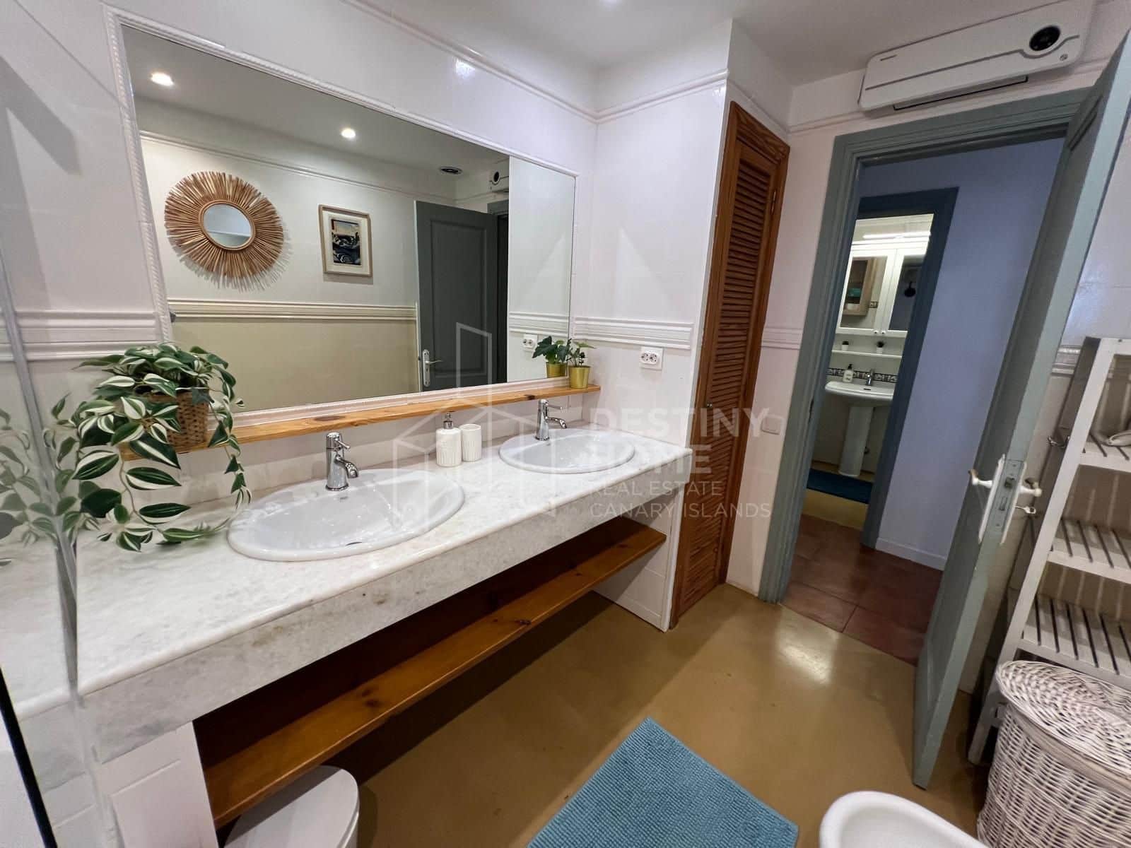 3 soveværelse Villa til salg i Corralejo - € 729.000 (Ref: 9098906)