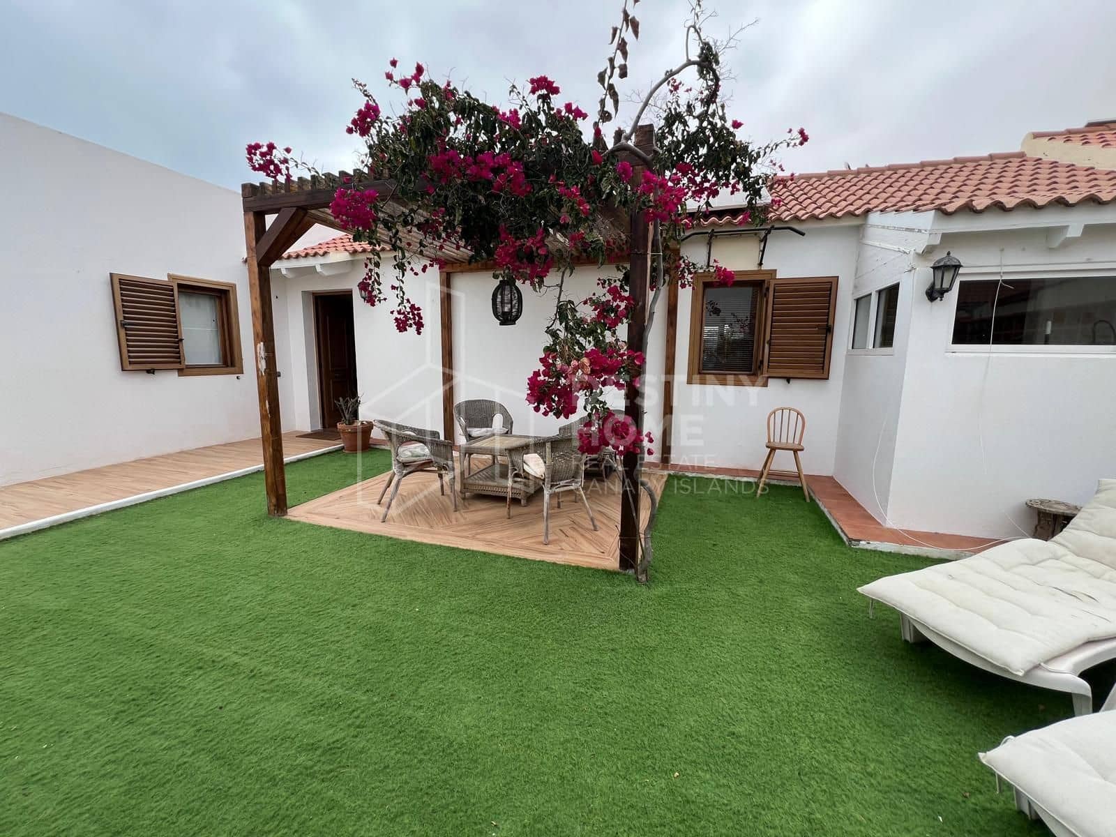 3 soveværelse Villa til salg i Corralejo - € 729.000 (Ref: 9098906)