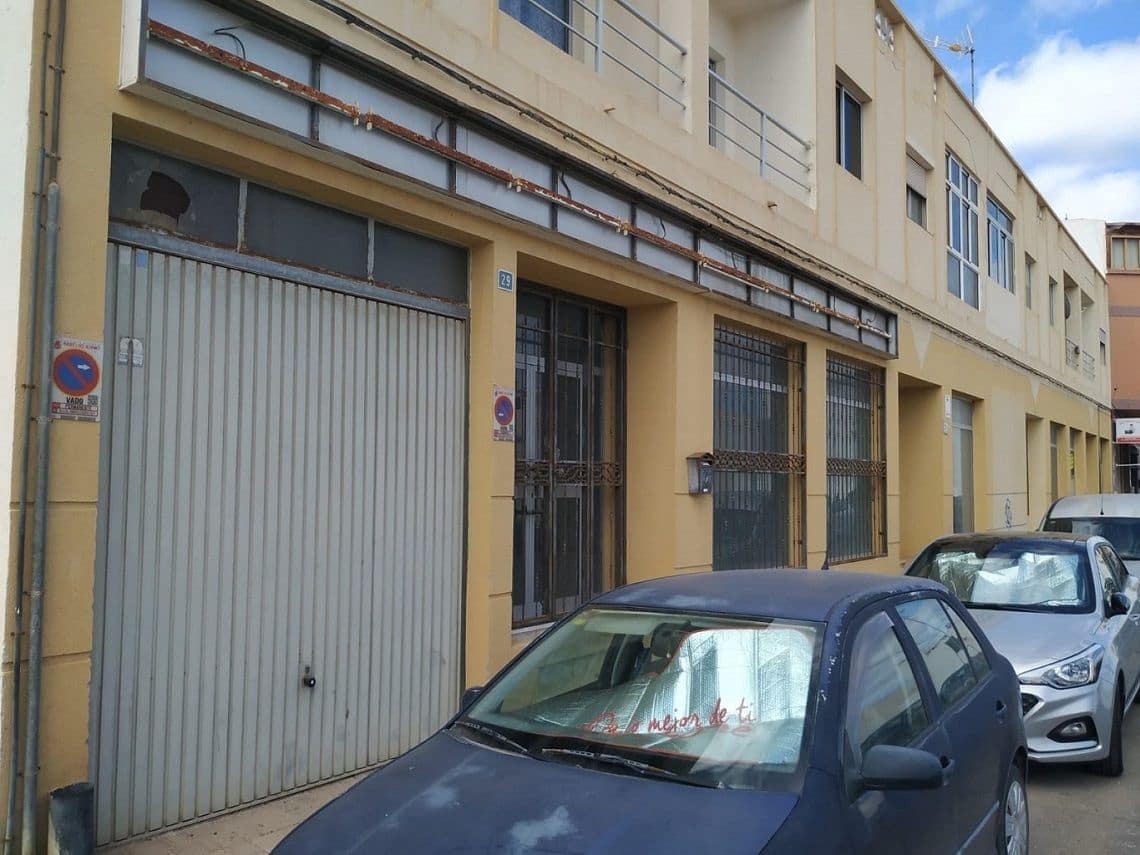 Kommersiell til salgs i Puerto del Rosario - € 134 000 (Ref: 9133982)