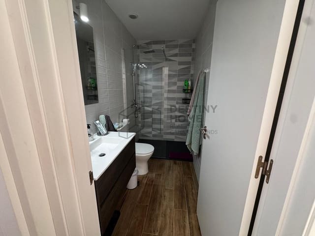 2 bedroom Townhouse for sale in Gran Tarajal, Tuineje - € 215,000 (Ref: 9136927)