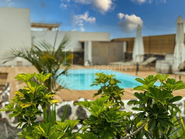 3 camera da letto Villa in vendita in Lajares, La Oliva con piscina garage - 1.350.000 € (Rif: 9148963)