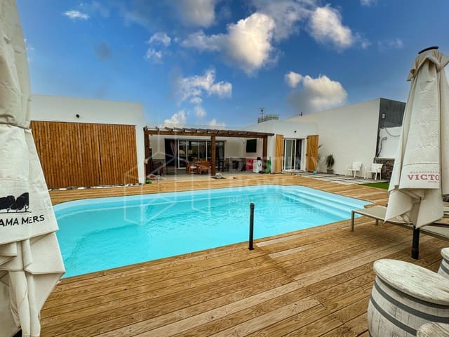 3 camera da letto Villa in vendita in Lajares, La Oliva con piscina garage - 1.350.000 € (Rif: 9148963)